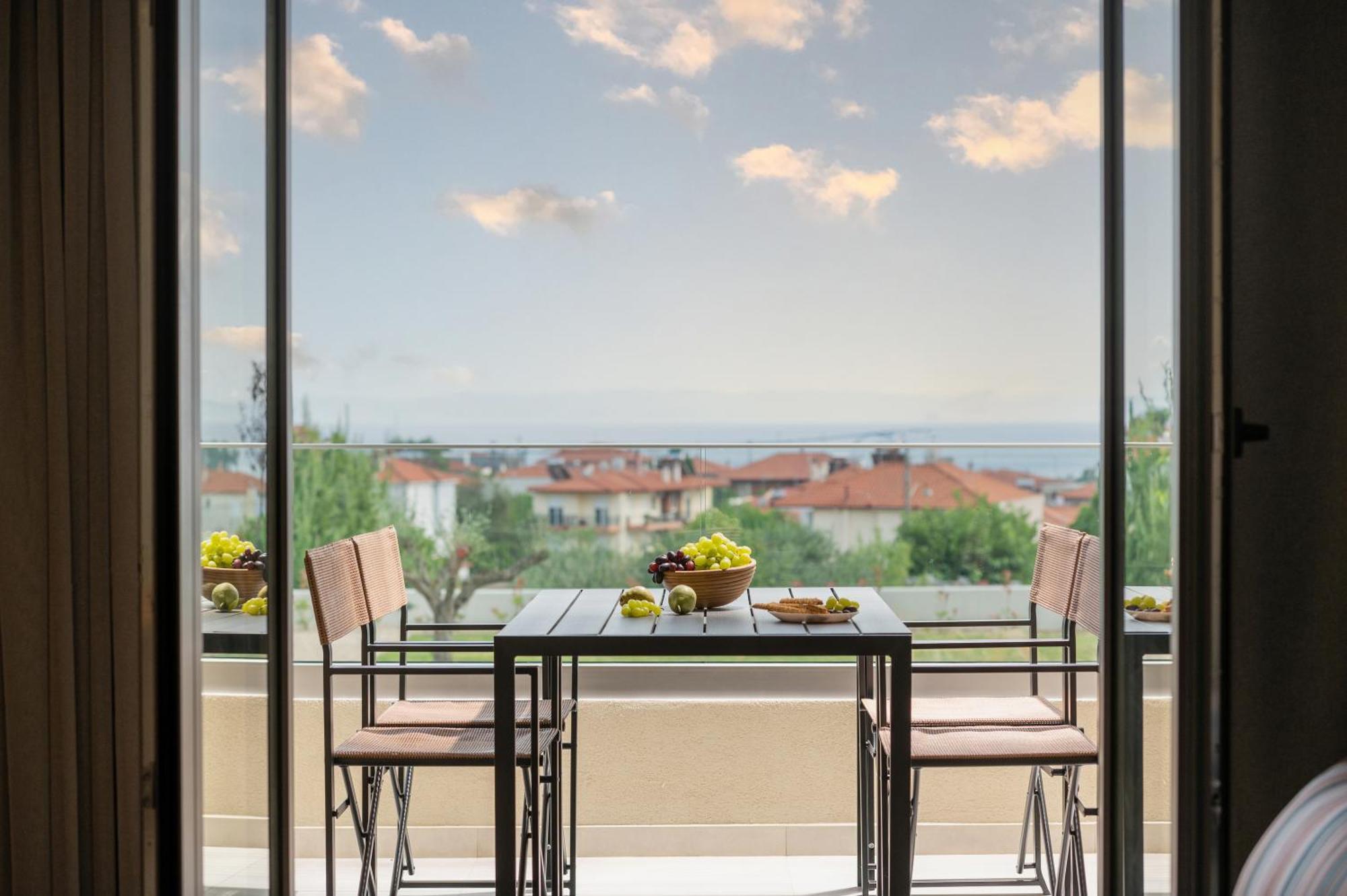 Melian Suites Nikiti  Luaran gambar